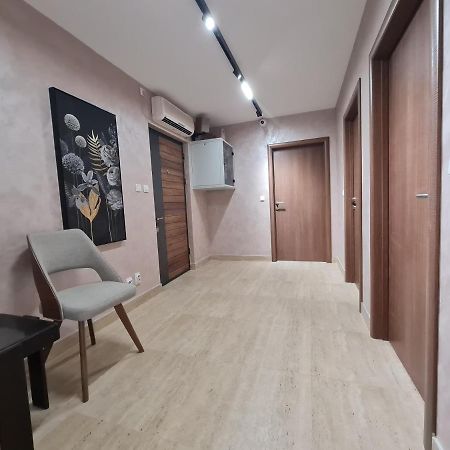 Airport Molko Apartments Surčin Dış mekan fotoğraf