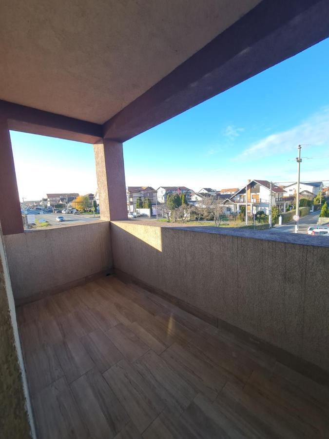 Airport Molko Apartments Surčin Dış mekan fotoğraf