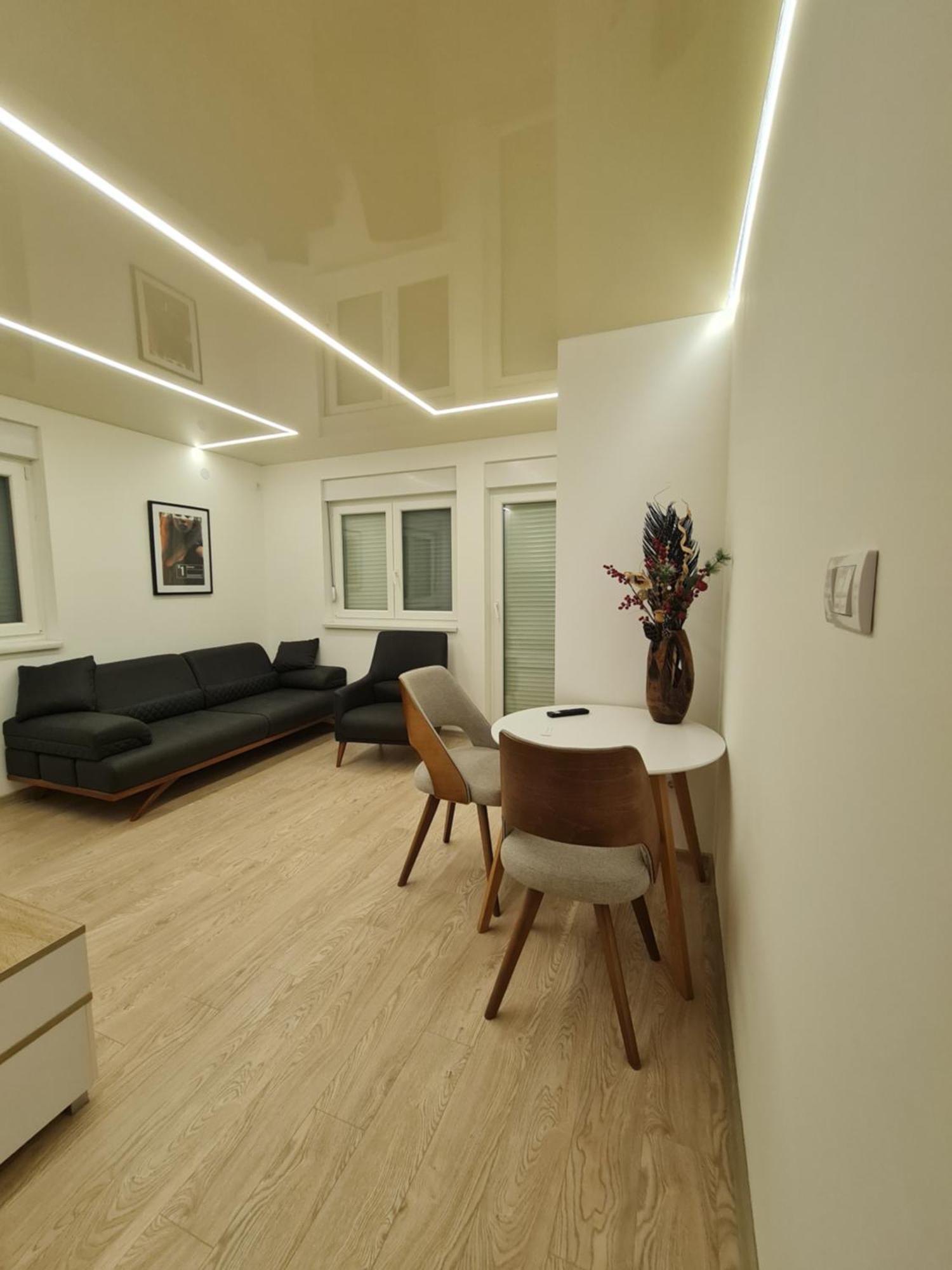 Airport Molko Apartments Surčin Dış mekan fotoğraf