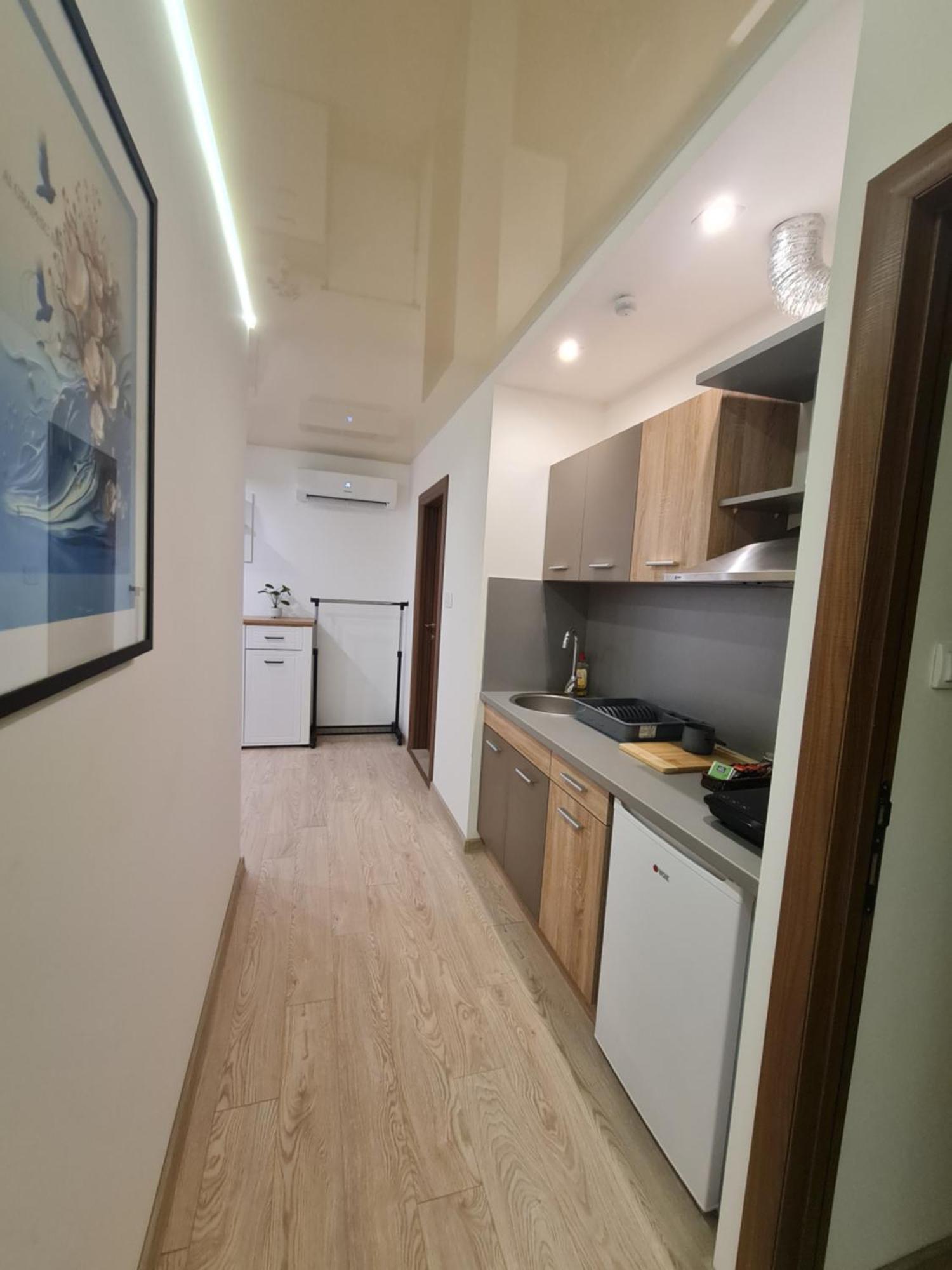 Airport Molko Apartments Surčin Dış mekan fotoğraf